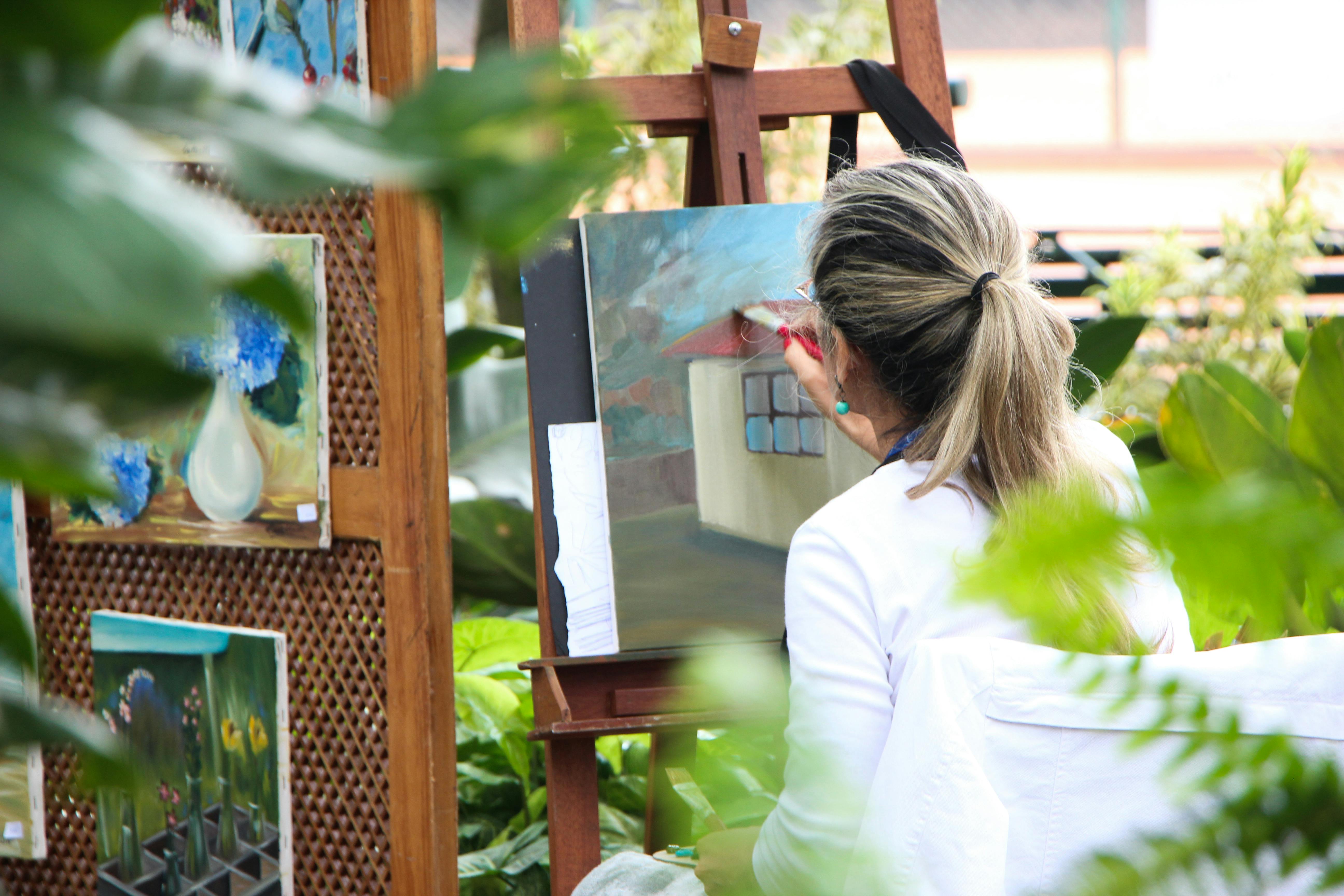 A creative workspace representing the origin of ArtLink